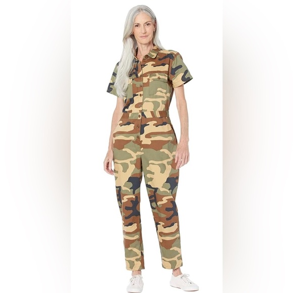Outerknown army camo S.E.A. short sleeve‎ overalls jumpsuit size 0 new - Picture 1 of 16